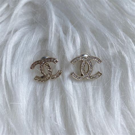 les chaines chanel|how to authenticate chanel jewelry.